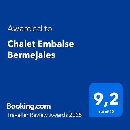 Chalet Embalse Bermejales Arenas del Rey Bagian luar foto